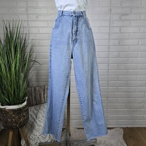 Vintage 80s Ethics High Rise Mom Jean Light Wash Jeans